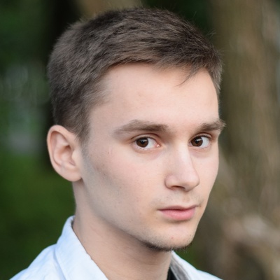 Максим Дмитриев