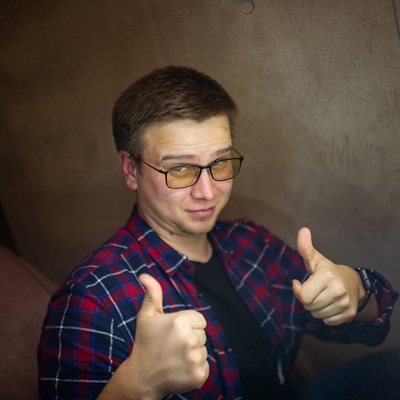 Рома Андреев